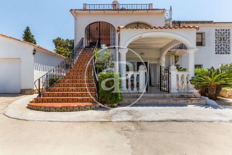 Villa i Denia, Alicante, Denia - € 1.500.000 | Ref: VV2508004 - foto 1