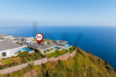 Byhus i Calheta, Madeira, Calheta - € 1.700.000 | Ref: KWPT-014982 - foto 7
