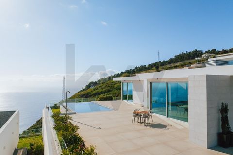 Byhus i Calheta, Madeira, Calheta - € 1.700.000 | Ref: KWPT-014982 - foto 14