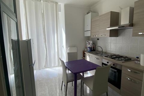 Leilighet i Monte Sant'Angelo, Foggia, Monte Sant'Angelo - € 50 000 | Ref: CORSO VITTORIO EMANUELE - foto 4