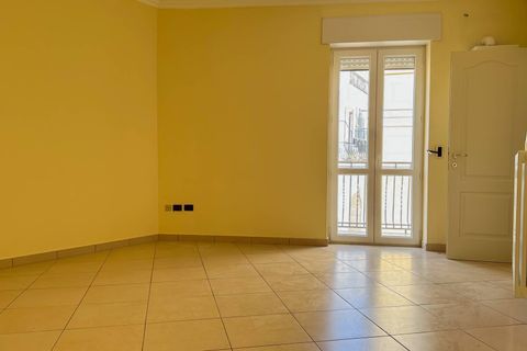 Leilighet i Monte Sant'Angelo, Foggia, Monte Sant'Angelo - € 70 000 | Ref: VIA SAN MARTINO - foto 3