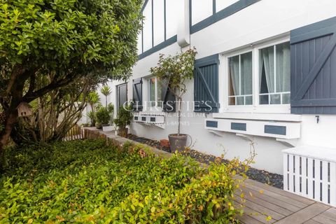 Villa a Bruges, Gironde, Bruges - € 950.000 | Ref: SCS1099 - foto 22