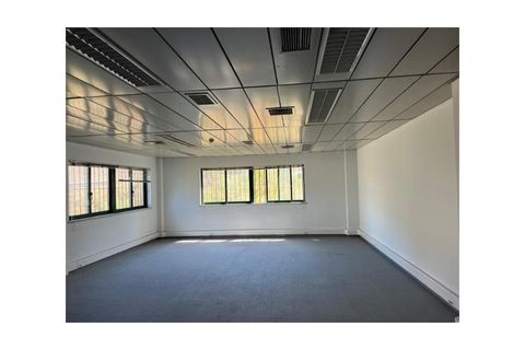 Erhvervsejendom i Alges, Lisbon, Alges - € 255.000 | Ref: W6402 - foto 3