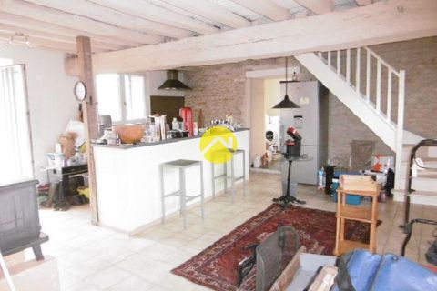 Villa a Oulches, Indre, Oulches - € 99.000 | Ref: 82MS110894 - foto 5