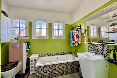 Villa a Meze, Herault, Meze - € 585.000 | Ref: V10002434 - foto 14