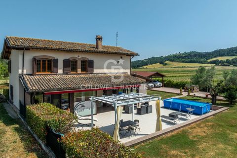 Villa a Gubbio, Perugia, Gubbio - € 345.000 | Ref: CBI134-1917-189 - foto 27