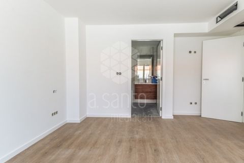 Haus in Alcabideche, Lisbon, Alcabideche - € 1.350.000 | Ref: RE10801AE_M1 - Foto 12