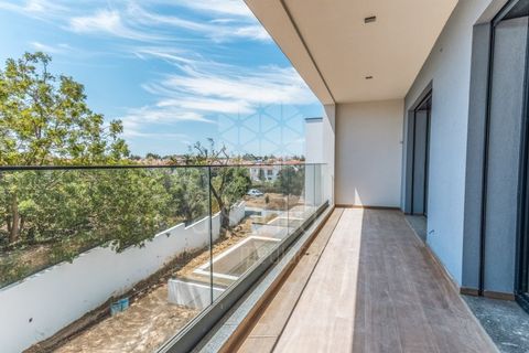 Haus in Alcabideche, Lisbon, Alcabideche - € 1.350.000 | Ref: RE10801AE_M1 - Foto 21