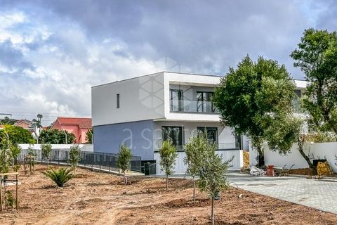 Haus in Alcabideche, Lisbon, Alcabideche - € 1.350.000 | Ref: RE10801AE_M1 - Foto 33