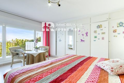 Villa i Roses, Gerona, Roses - € 880 000 | Ref: 3491 - foto 19