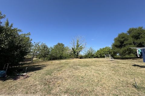 Lejlighed i Aubeterre-sur-Dronne, Charente, Aubeterre-sur-Dronne - € 147.000 | Ref: 152 - foto 9