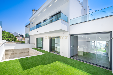 Villa i Odivelas, Lisbon, Odivelas - € 890.000 | Ref: C0455-00394 - foto 1