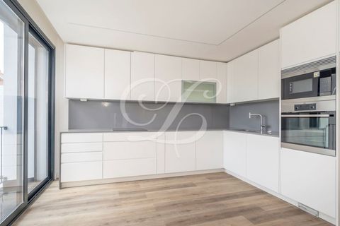 Villa i Carcavelos, Lisbon, Carcavelos - € 1.130.000 | Ref: L41737 - foto 9
