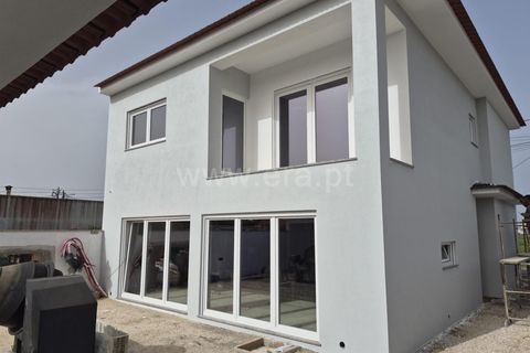 Villa i Ilhavo, Aveiro, Ilhavo - € 439.000 | Ref: 408250102 - foto 2