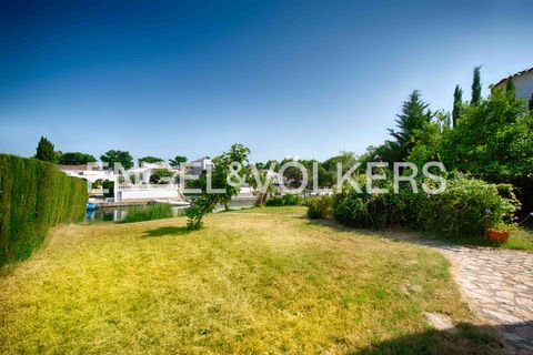 Villa i Empuriabrava, Gerona, Empuriabrava - € 860.000 | Ref: W-030NVW - foto 9
