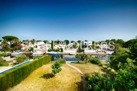 Villa i Empuriabrava, Gerona, Empuriabrava - € 860.000 | Ref: W-030NVW - foto 27