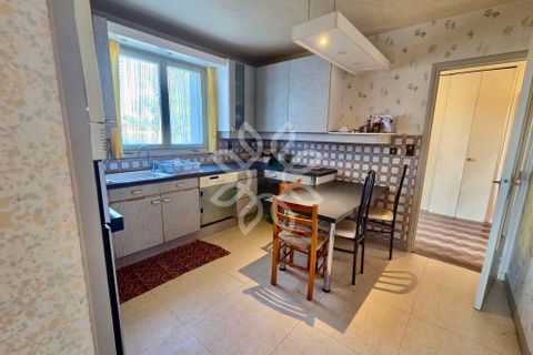 Villa i Brioude, Haute-Loire, Brioude - € 165.000 | Ref: V10000320 - foto 2