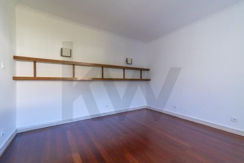 Villa i Oeiras, Lisbon, Oeiras - € 1.400.000 | Ref: KWPT-019483 - foto 14