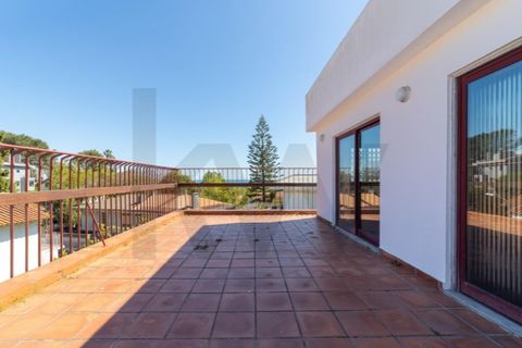 Villa i Oeiras, Lisbon, Oeiras - € 1.400.000 | Ref: KWPT-019483 - foto 41