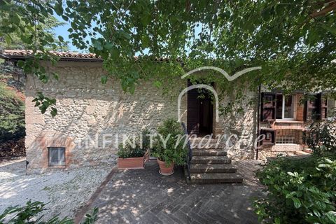 Landejendom i Pioraco, Macerata, Pioraco - € 550.000 | Ref: 246 - foto 8