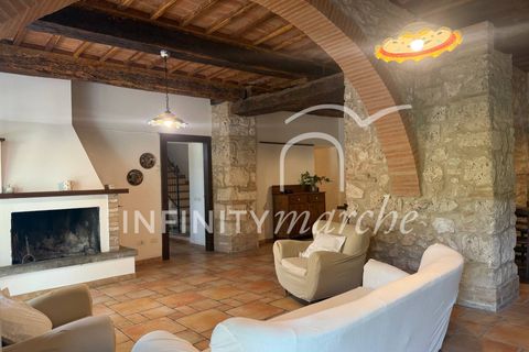 Landejendom i Pioraco, Macerata, Pioraco - € 550.000 | Ref: 246 - foto 29