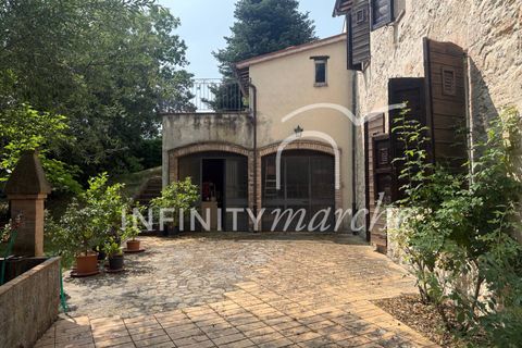 Landejendom i Pioraco, Macerata, Pioraco - € 550.000 | Ref: 246 - foto 41