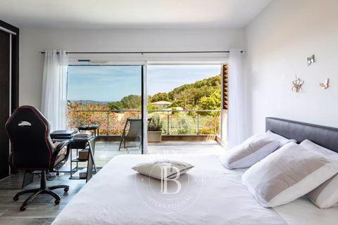 Villa i Porto-Vecchio, Corse-du-Sud, Porto-Vecchio - € 1.420.000 | Ref: RV1840 - foto 8