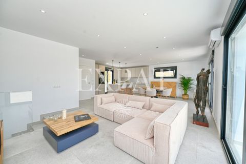 Villa i Benajarafe, Malaga, Benajarafe - € 595.000 | Ref: 0312 - foto 8