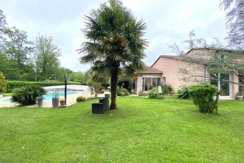 Villa i Saint-Estephe, Gironde, Saint-Estephe - € 315.000 | Ref: C1690EA965BD4A7D - foto 2