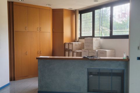 Erhvervsejendom i Modena, Modena, Modena - € 1.000.000 | Ref: 101 - foto 4