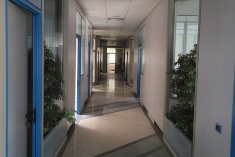 Erhvervsejendom i Modena, Modena, Modena - € 1.000.000 | Ref: 101 - foto 8