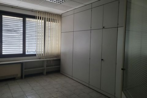 Erhvervsejendom i Modena, Modena, Modena - € 1.000.000 | Ref: 101 - foto 9