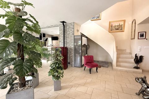 Villa a Brigueuil, Charente, Brigueuil - € 409.500 | Ref: BVI82283 - foto 5