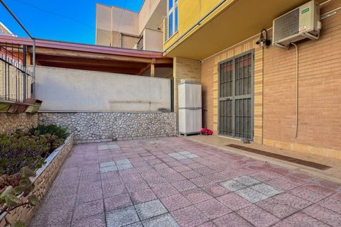Villa a Manfredonia, Foggia, Manfredonia - € 300.000 | Ref: VIA CAROLINA GATTA - foto 6