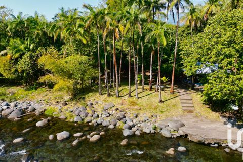 Villa i Saint-Benoit, La Reunion, Saint-Benoit - € 1.200.000 | Ref: 38215 - foto 1