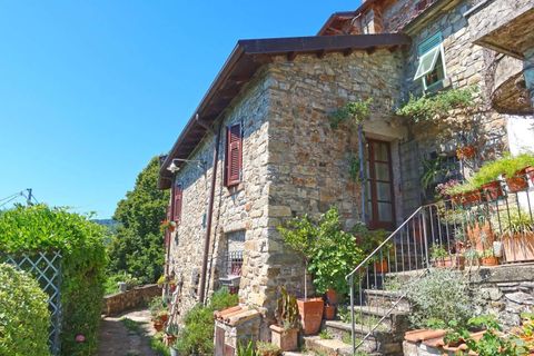 Villa i Bagnone, Massa and Carrara, Bagnone - € 320.000 | Ref: 374A-578760 - foto 1