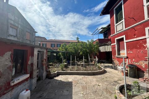 Villa a Venice, Venice, Venice - € 570.000 | Ref: AX163a - foto 4