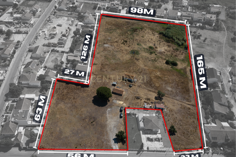 Helårsgrund i Barreiro, Setubal, Barreiro - € 590.000 | Ref: C0237-03539 - foto 4