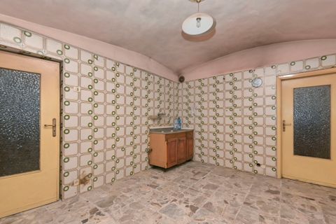 Byhus i Front, Turin, Front - € 20.000 | Ref: 1011-108 - foto 12
