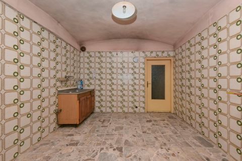 Byhus i Front, Turin, Front - € 20.000 | Ref: 1011-108 - foto 13