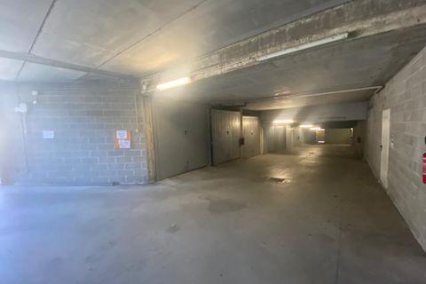 Garage i Chatillon, Aosta Valley, Chatillon - € 20.000 | Ref: 1018-65 - foto 4