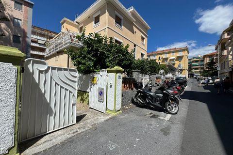 Villa i Sanremo, Imperia, Sanremo - € 240.000 | Ref: 295 - foto 24