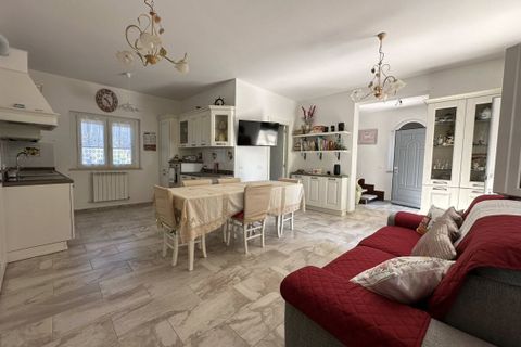 Villa i Ameglia, La Spezia, Ameglia - € 890.000 | Ref: 107875 - foto 12