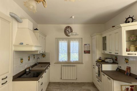 Villa i Ameglia, La Spezia, Ameglia - € 890.000 | Ref: 107875 - foto 14