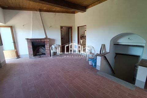 Villa i Rufina, Florence, Rufina - € 115.000 | Ref: 2169 - foto 1