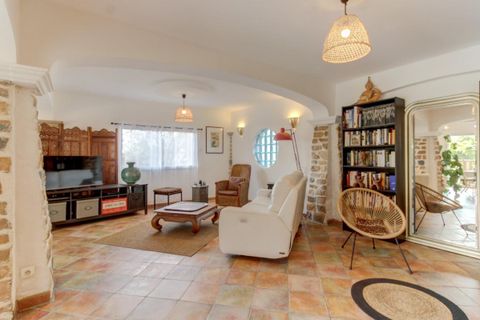 Villa a Saint-Marcel-d'Ardeche, Ardeche, Saint-Marcel-d'Ardeche - € 649.000 | Ref: 3011440904 - foto 10