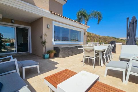 Rækkehus i La Duquesa, Malaga, La Duquesa - € 645.000 | Ref: R5137912 - foto 5