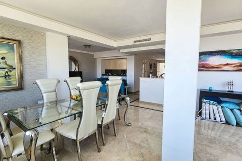 Rækkehus i La Duquesa, Malaga, La Duquesa - € 645.000 | Ref: R5137912 - foto 10