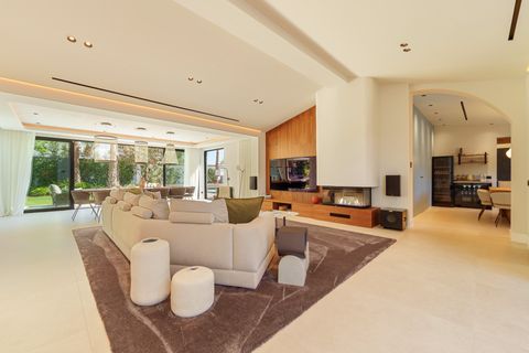 Villa a Marbella, Malaga, Marbella - € 5.945.000 | Ref: PANR-15864 - foto 35