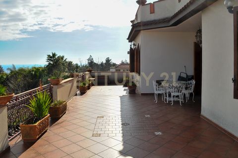 Villa a Giarre, Catania, Giarre - € 749.000 | Ref: 013-007 - foto 10